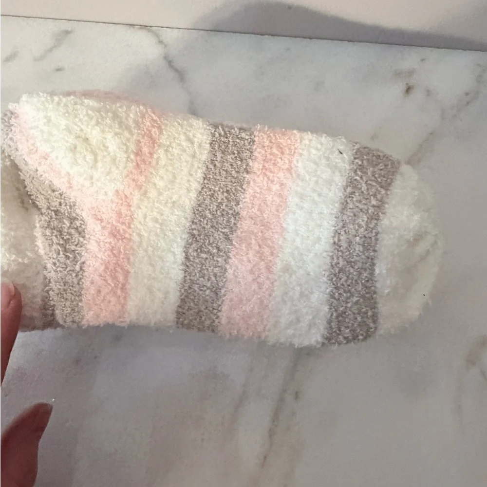 Nine West Gray and Pink Floral striped Socks set of 4